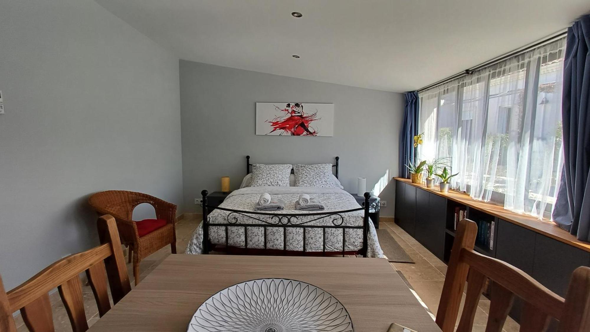 La Goutadou Bed and Breakfast Cabannes Εξωτερικό φωτογραφία
